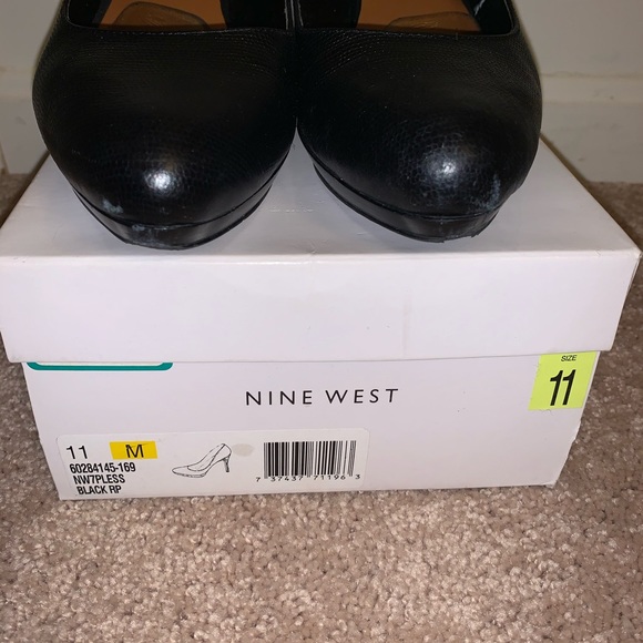 📍FINAL REDUCTION📍 Nine West black heels - Picture 3 of 5